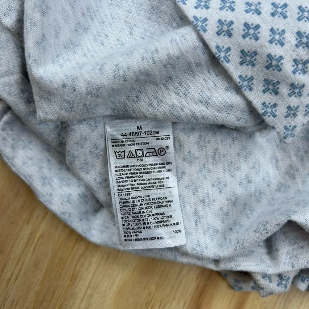 Banana Republic Polo Shirt Mens M Blue White Pattern Luxury Touch Performance